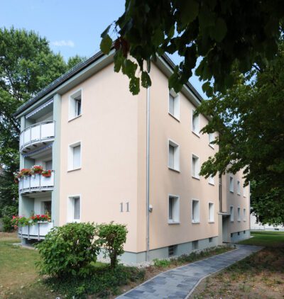 Viel Platz für die Familie! Helle 4-Zimmer Wohnung mit Balkon in ruhiger Lage., 56564 Neuwied, Wohnung